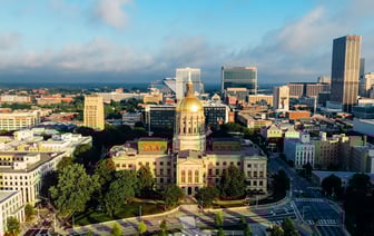 Тысячи грузин встретили Новый год на митинге в Тбилиси