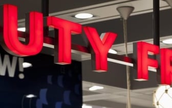 ЕЭК сняла ограничения по весу и габаритам для продажи товаров в магазинах дьюти-фри