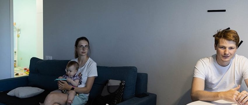 «Жили на одну зарплату, а вторую откладывали». Белорусы рассказывают, как им удалось накопить на квартиру