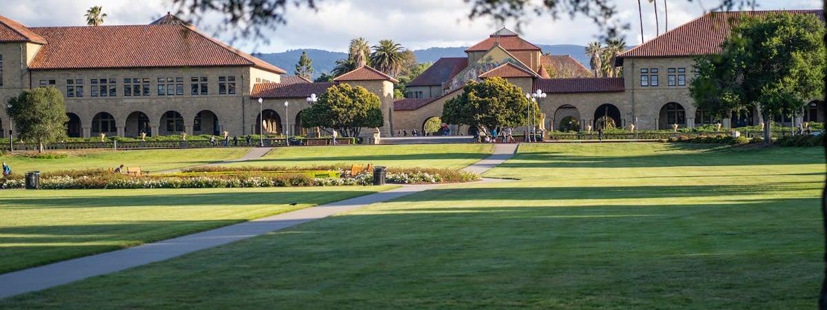 Болгария проводит совместные с США военные учения