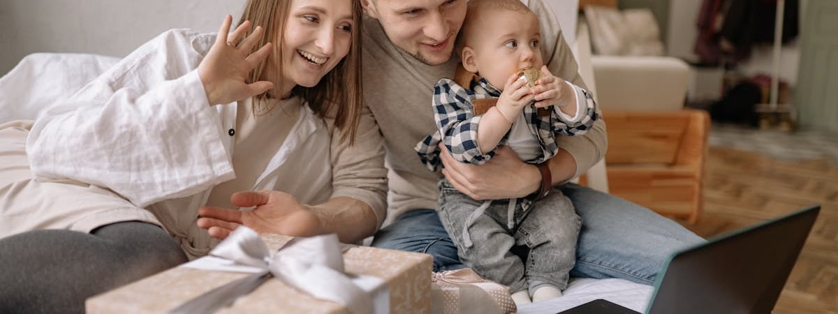 Силовики записали видео с отцом беларуского добровольца Дениса Урбановича