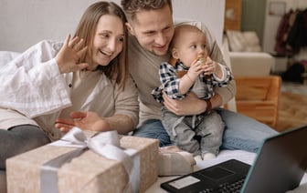 Силовики записали видео с отцом беларуского добровольца Дениса Урбановича