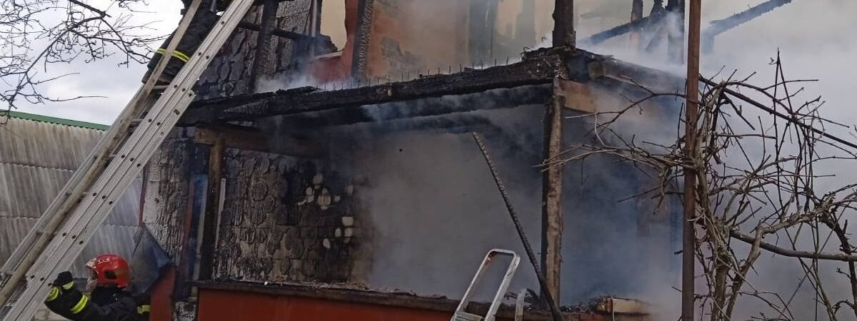Под Гродно горел дачный дом — что стало причиной ЧП