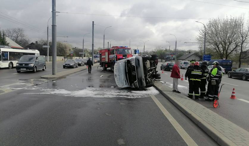 Маршрутка с пассажирами перевернулась в Бресте — подробности расследования