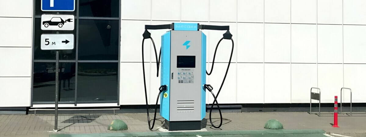 Скоько лет ждать? Совмин определил сроки установки в Беларуси 35 супербыстрых зарядок для электромобилей — Официально