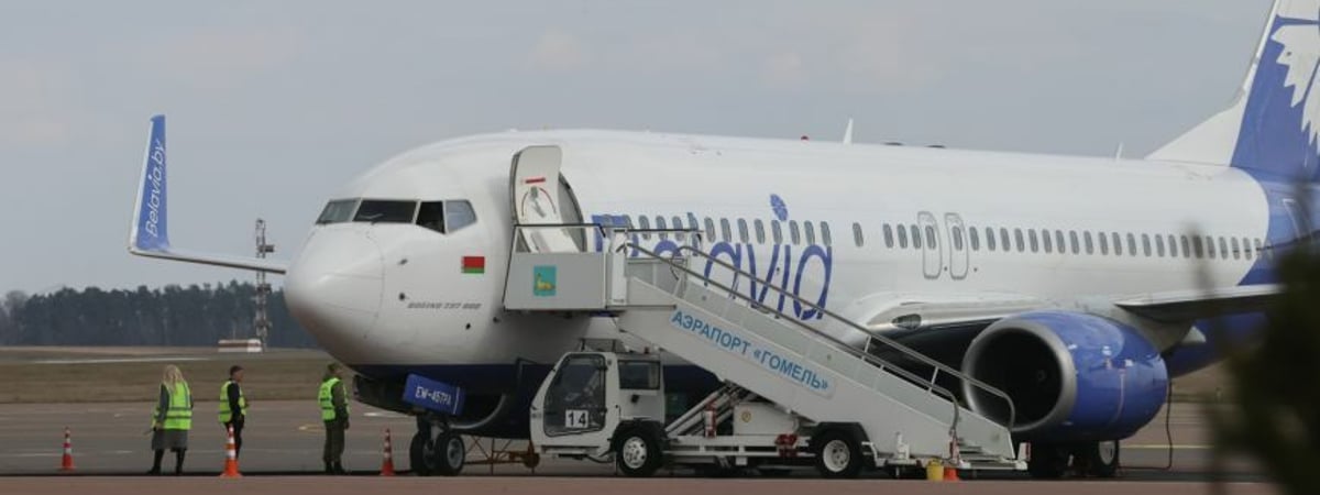 На первом рейсе из Гомеля в Санкт-Петербург заменили самолет. Почему? — Фото