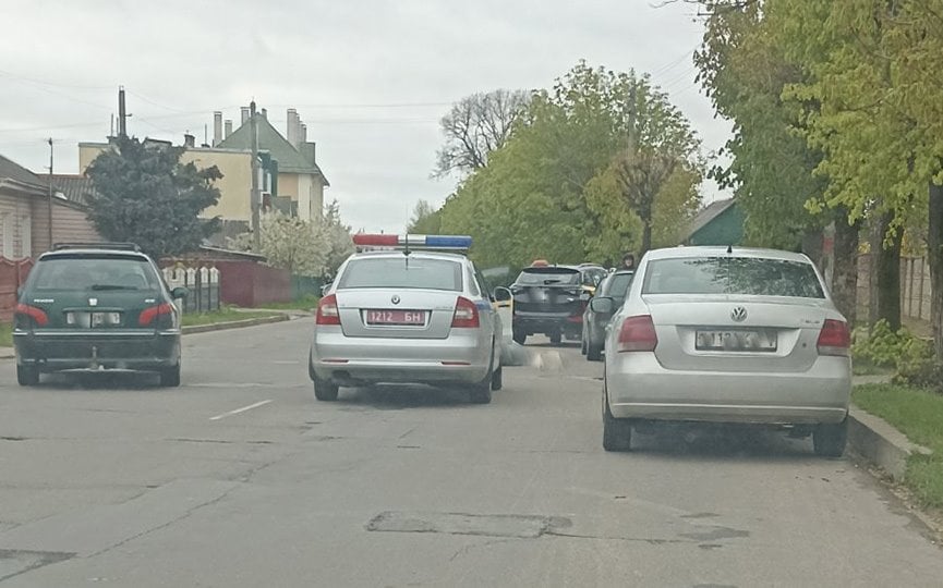 За рулем такси в Барановичах умер водитель