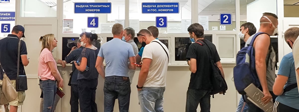В ГАИ назвали дату, когда начнут выдавать белорусам водительские права на 20 лет — Полезно