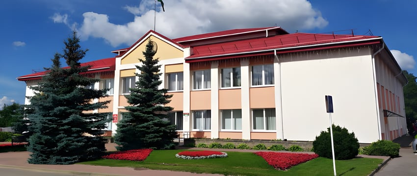 В Миорах затеяли модернизацию райисполкома, на это потратят более 300 тыс. руб.