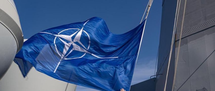 В НАТО не видят признаков планирования Россией вторжения