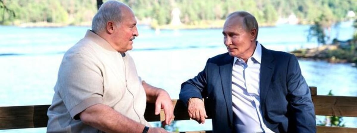 После встречи с Путиным Лукашенко заявил, что "туристические поездки" надоели