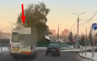 Водитель маршрутки грубо нарушил ПДД — посмотрите, что он сделал