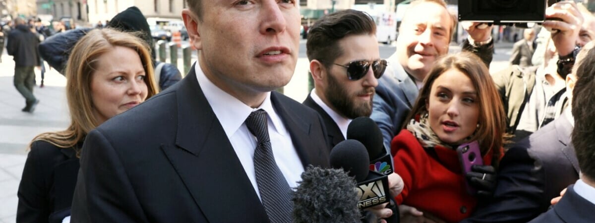 «Это война» — Маск подал в суд на Mars и Unilever изз их отказа покупать у него рекламу