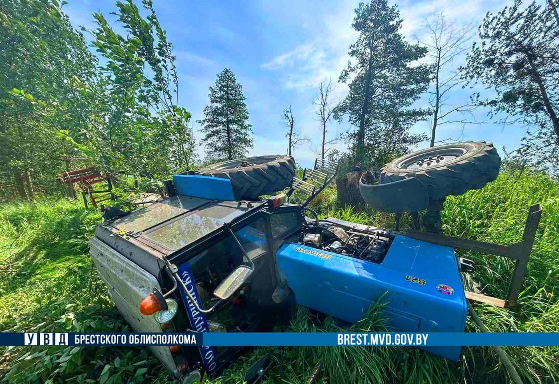 Пьяный тракторист перевернулся в Ивацевичском районе