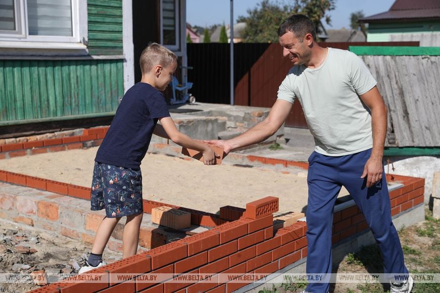 Врачи ставили бесплодие. История супругов Мельник - финалистов конкурса «Семья года»