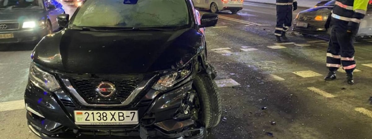 В ГАИ показали видео тройного лобового ДТП в центре Минска — Видео