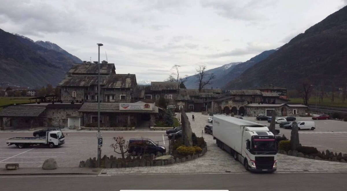 Белоруска три года дальнобоит по Европе, занимается спортом и... не теряет груз!