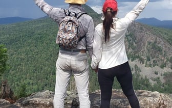 Махнули на Урал! Семья из Бреста проехала 7 000 км на стареньком BMW