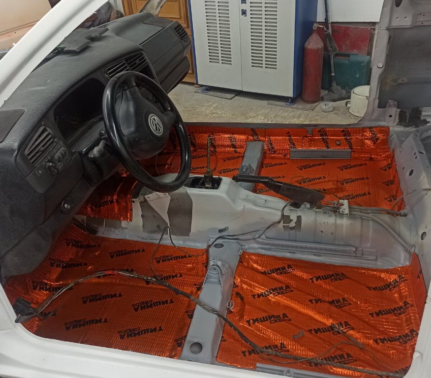 Риелтор из Бреста без ума от старенького VW Golf III