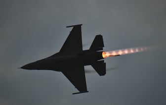 Польские F-16 перехватили российский самолет над Балтийским морем
