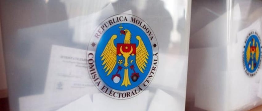 В Молдове стартовали президентские выборы и референдум о вступлении в ЕС