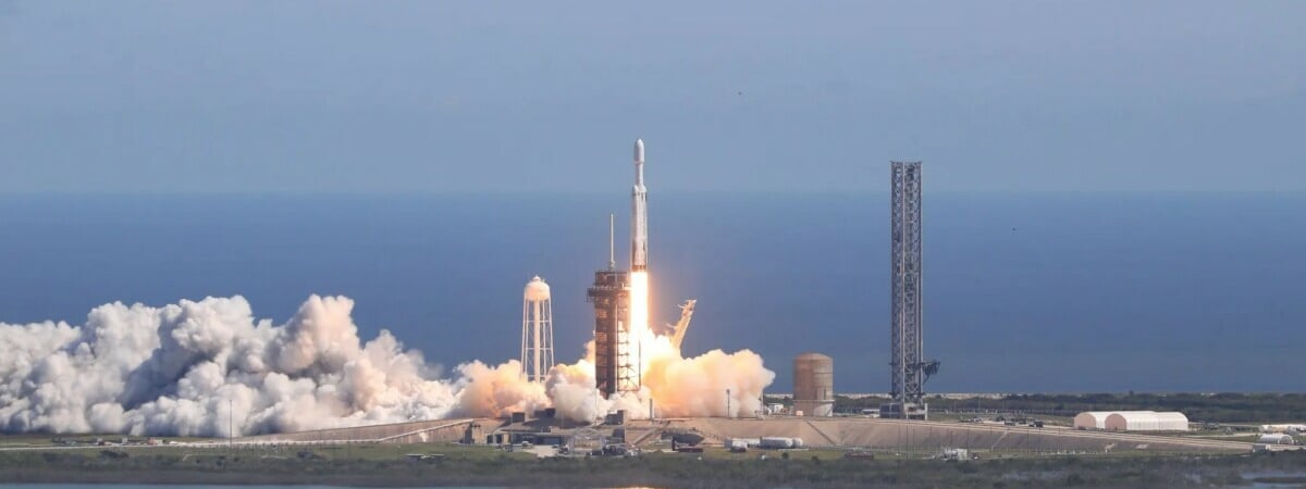 NASA запустило самый большой космический зонд на поиски условий для жизни на спутнике Юпитера — Видео