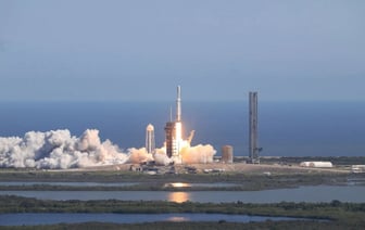 NASA запустило самый большой космический зонд на поиски условий для жизни на спутнике Юпитера — Видео