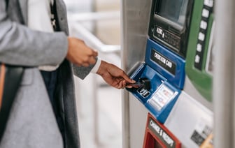 Штраф до 800 рублей. В Могилёве контролёры обнаружили «безлимитные» проездные