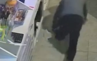 В Пинске пьяный парень залез в аптеку и усну. Что было дальше?