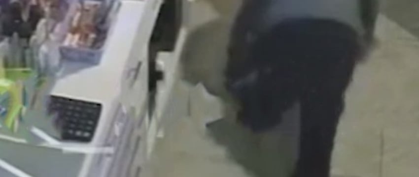 В Пинске пьяный парень залез в аптеку и усну. Что было дальше?