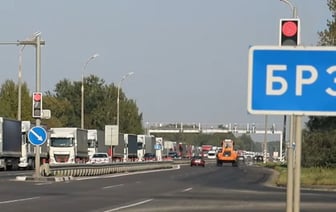 Очередь из фур в Бресте растянулась на километры и дни