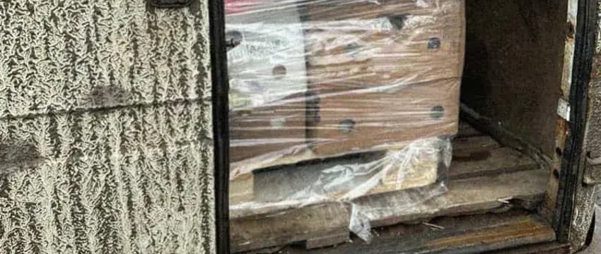 Под Смоленском россияне забрали у белорусов 5 т сала неизвестного происхождения