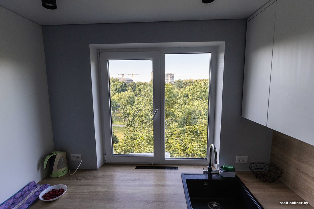 «Жили на одну зарплату, а вторую откладывали». Белорусы рассказывают, как им удалось накопить на квартиру