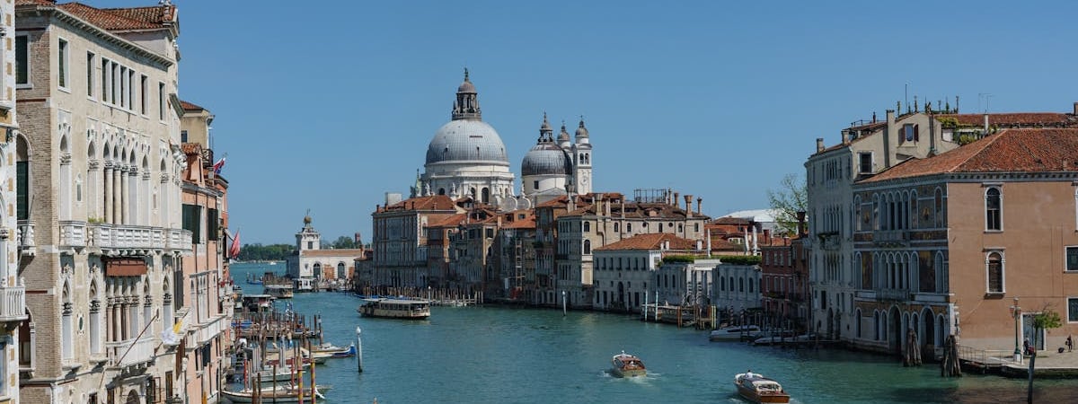 В ЕС планируют запустить систему оплаты за безвизовые въезды весной