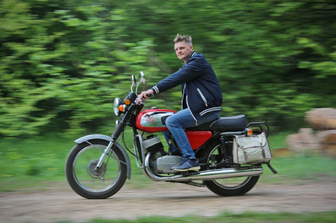 Житель Брестской области несколько лет восстанавливал чехословацкую Jawa 634. Посмотрите, что у него получилось
