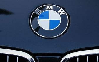 Кража из BMW: брестчанин лишился аудиосистемы и инструментов
