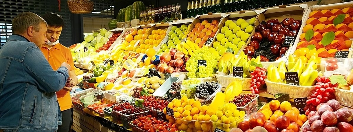 В белорусских магазинах появился фрукт, который нужно закатать… на лето. Займет не больше 30 минут — Полезно