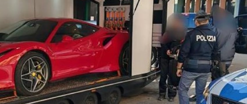В Италии задержали Ferrari, который везли некоему белорусу в Германию