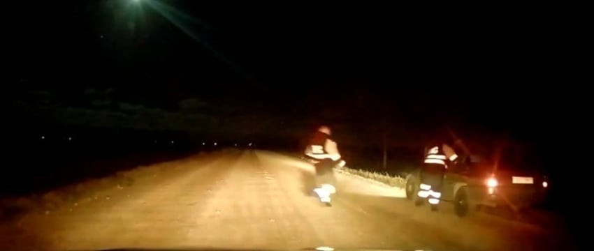 Сотрудники ГАИ открыли огонь по машине пьяной бесправницы в Минской области