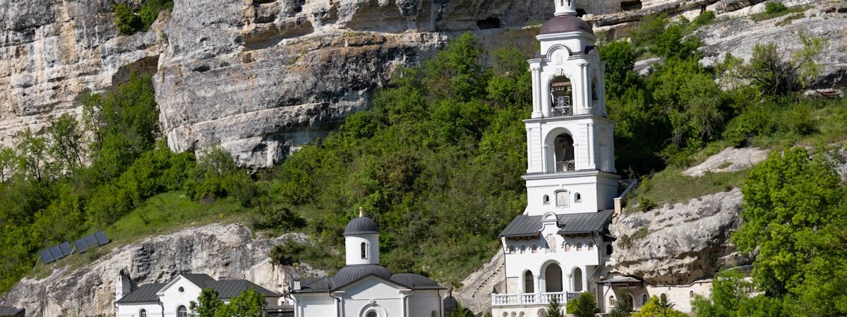 В Крыму ракета ранила на пляже 22 отдыхающих — двое погибших