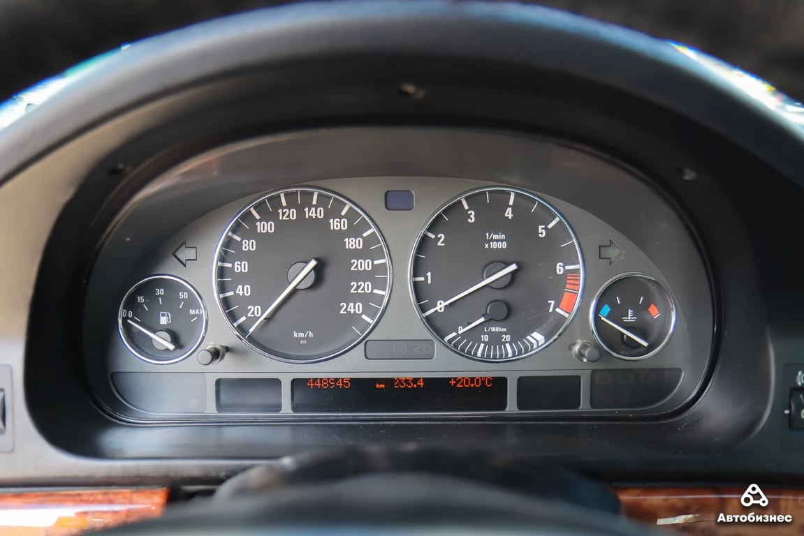 16 лет в одной семье: белорус показал свою BMW e39