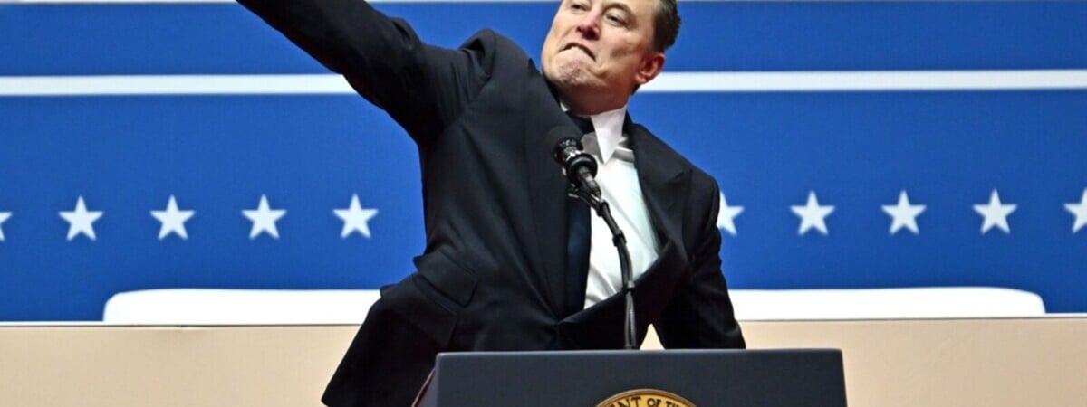 «Просто показывает, где Марс» — Илон Маск «зиганул» Трампу? Спорный жест миллиардера попал на видео — Видео