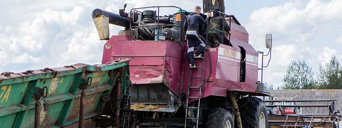 В Лидском районе сгорел комбайн — кто будет отвечать за причиненный ущерб