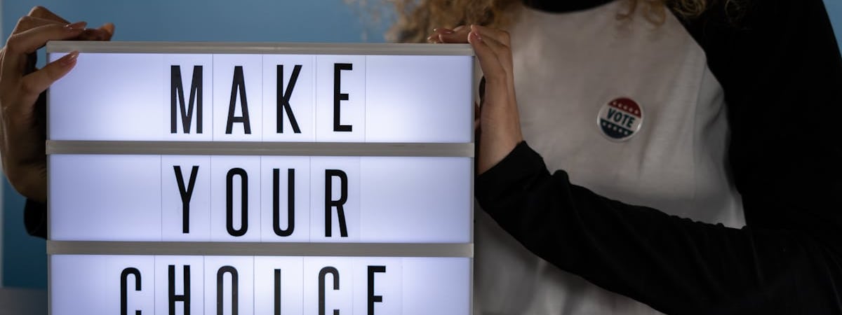 Такого не было 50 лет. Харрис собрала рекордные 200 млн долларов и обошла Трампа в рейтинге