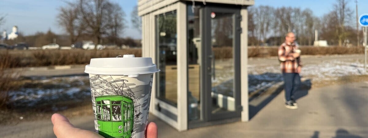 В Жодино обнаружили первую «кофейную будку» самообслуживания. Что почём? — Фото