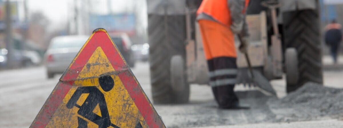 «У нас есть план „Посейдон“» — Минские дорожники озвучили новый список улиц, где должны переложить асфальт