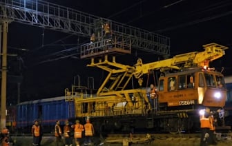 Задержка – до 4 часов. БелЖД пустила поезда на Москву по новому маршруту из-за обрушения моста в России — Видео