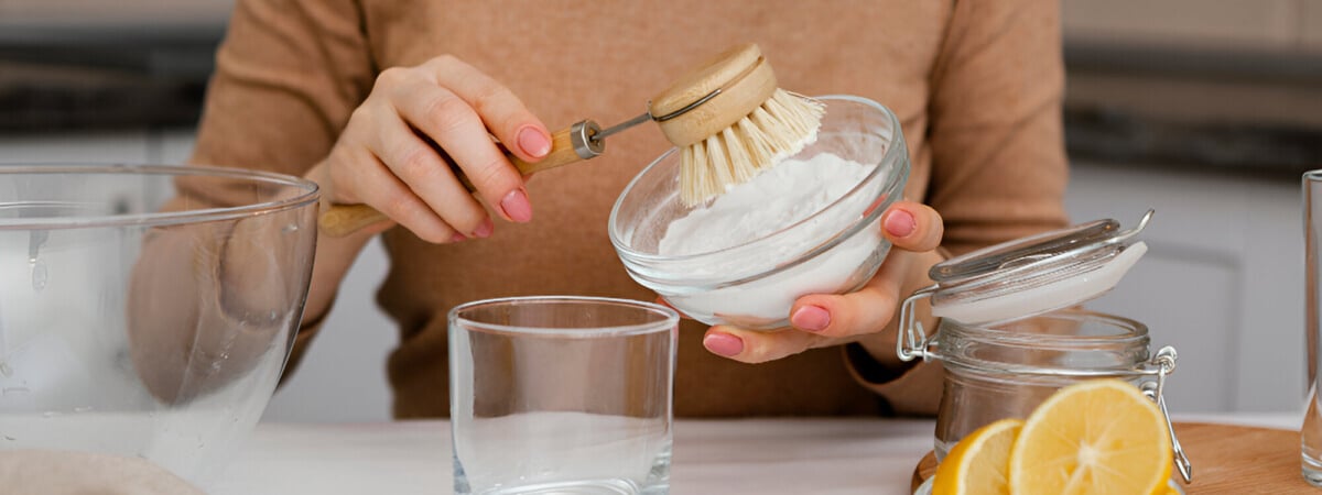 Что можно и нужно чистить лимоном? Эксперты назвали 5 вещей — Полезно