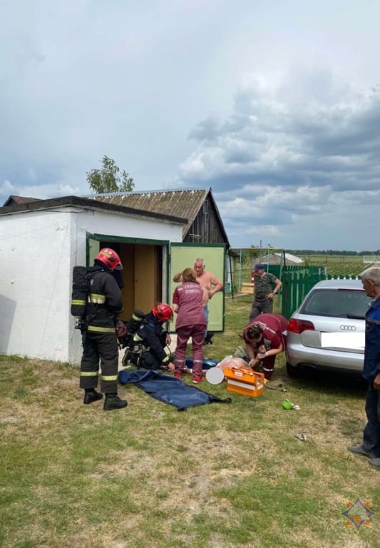 В Жабинковском районе спасли мужа и жену из подвала гаража