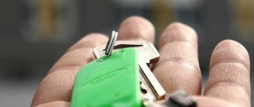 Развели дважды. Мужчина хотел снять квартиру в Бресте, а попал на деньги